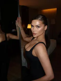 Daisy profile in Dubai