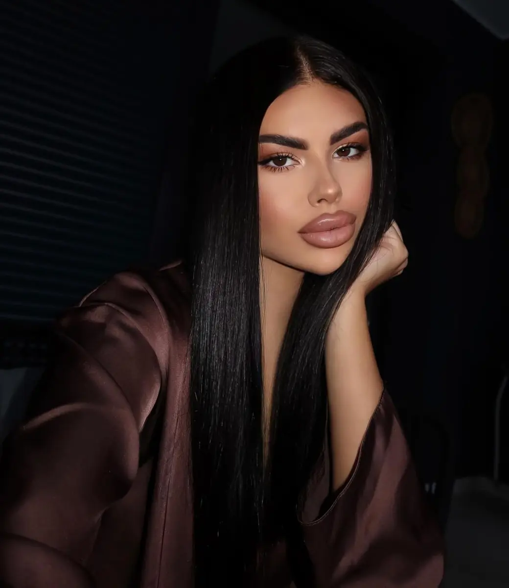 Olivia profile in Dubai